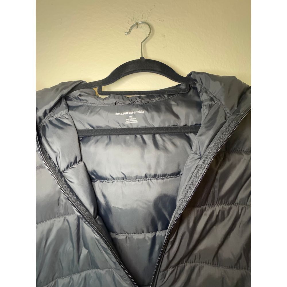 Amazon Essentials Quilted Puffer Jacket Lightweig… - image 2